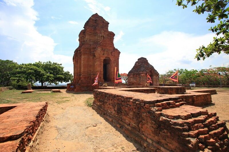 Tháp Chàm Poshanu