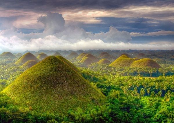 socola hill in philippines