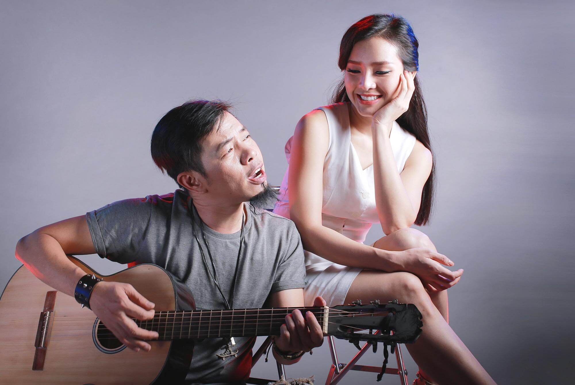 Màn "cua gái" của Thái Hoà khiến khán giả không thể nhịn cười (ảnh: internet)