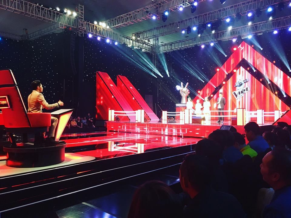 Chi Pu làm MC The Voice Kids 2016