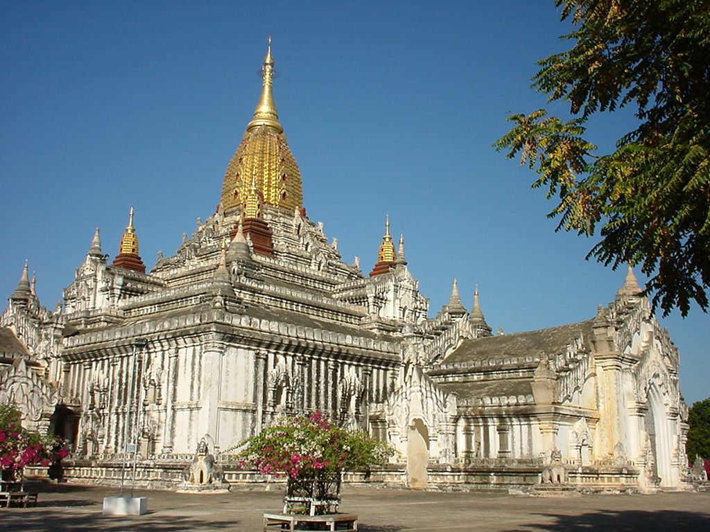 Đền Ananda Phaya