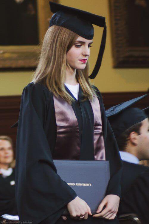Emma Watson trong buổi lễ tốt nghiệp tại Đại học Brown. (Nguồn: Internet)