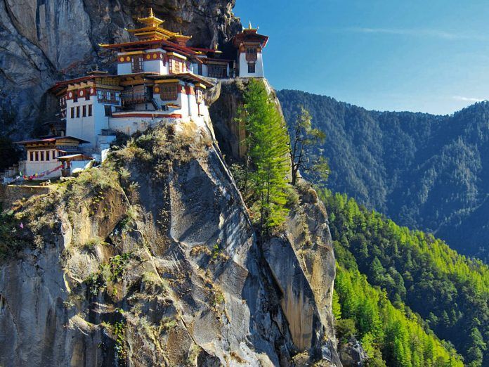 5 lời khuyên cho những ai muốn đến Bhutan - đất nước hạnh phúc nhất thế giới Bhutan Du lịch Bhutan Du lịch châu Á Đất nước hạnh phúc nhất thế giới Kinh đô trên mây Bhutan