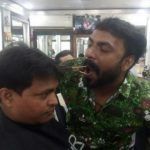 Cắt tóc bằng răng