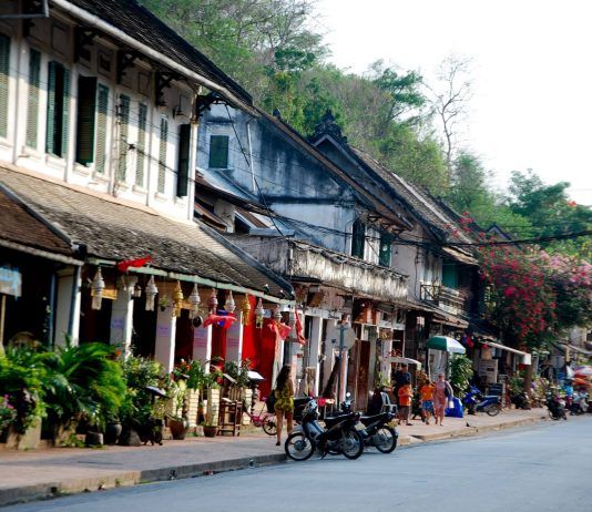 Khu phố cổ Luang Prabang (Ảnh - Blueriver)