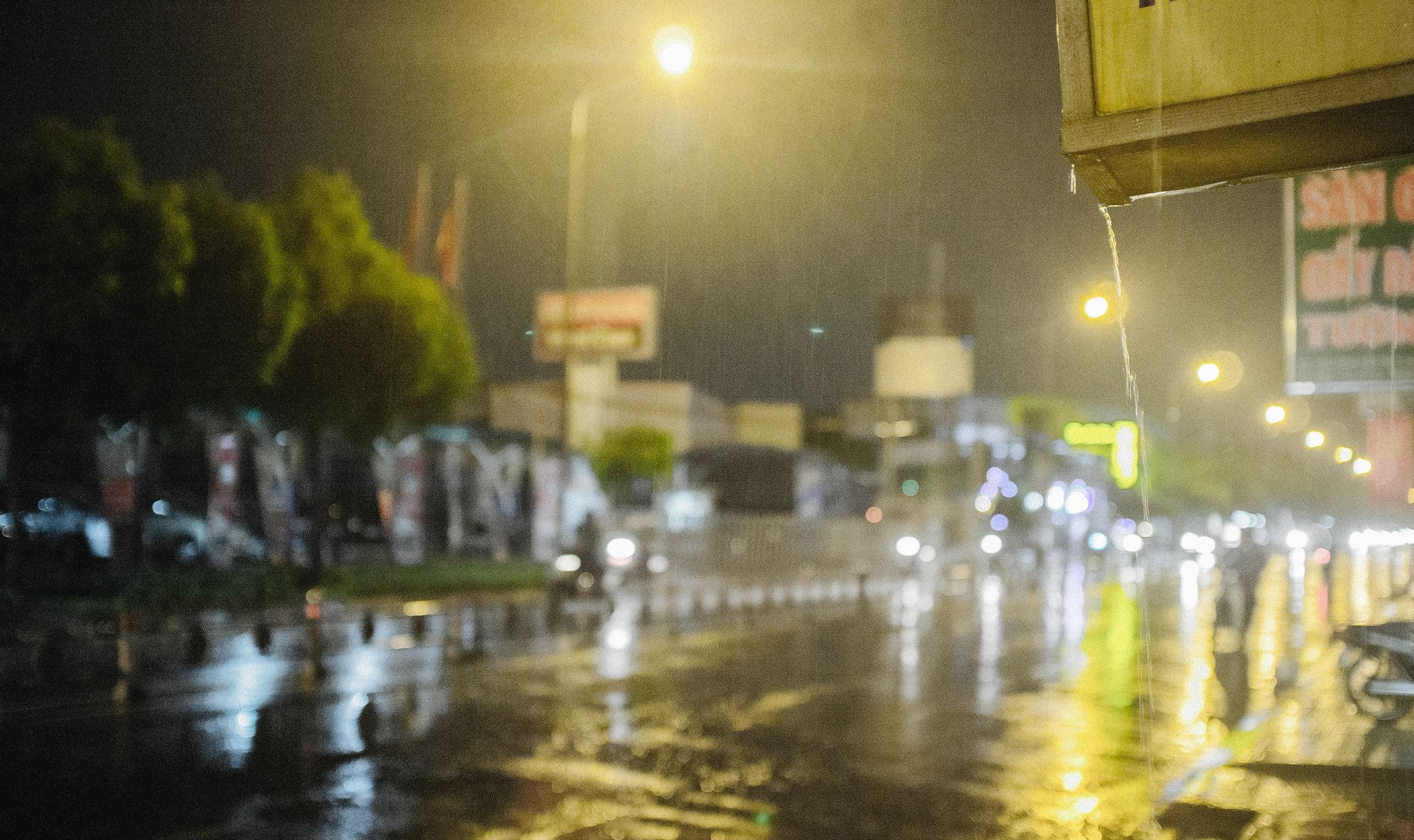Sài Gòn – nghi ngút những ngày mưa
