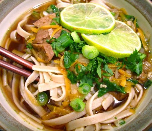 Phở chua xứ Lạng mê hoặc thực khách Phở chua xứ Lạng