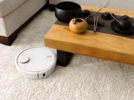 Robot hút bụi thông minh