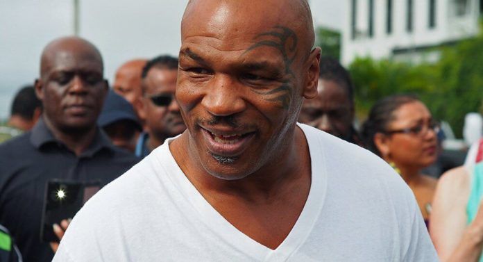 Mike Tyson đến Việt Nam