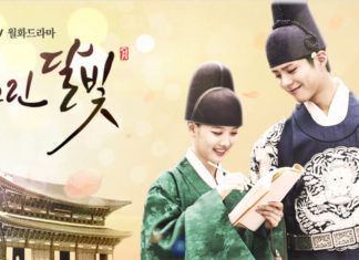 Mây họa ánh trăng