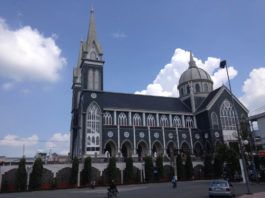 Nhà thờ