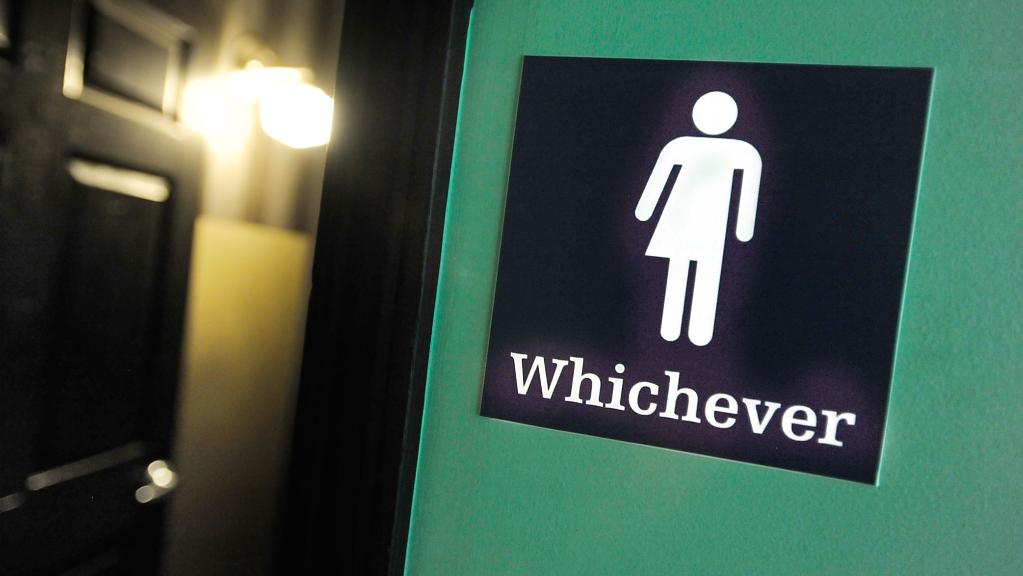 Độc đáo nhà vệ sinh dành cho người chuyển giới ở Thái Lan