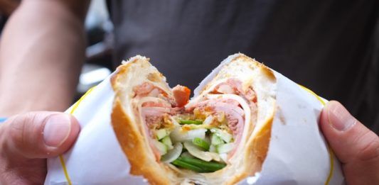 bánh mì huỳnh hoa