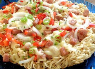 Pizza mì gói Nguồn Internet)