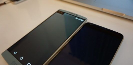 LG “đá đểu” Apple iPhone 7 bằng siêu phẩm V20 Smartphone LG V20