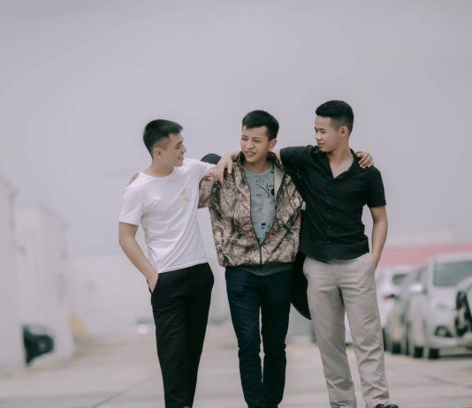 Tuấn, Nguyên, Mạnh ( từ trái qua phải)