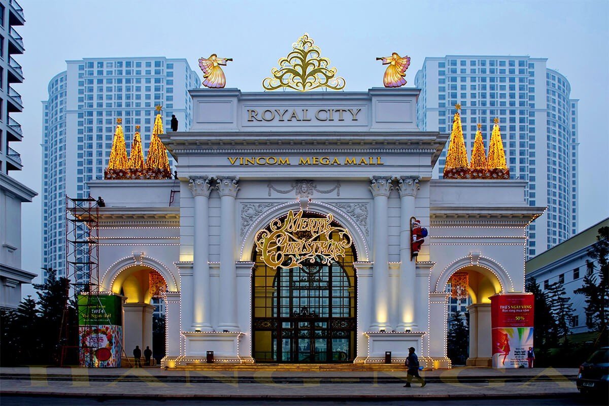 Cổng vào Royal City 