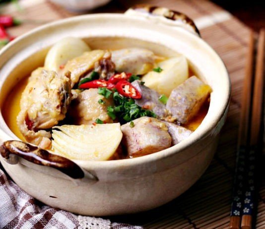 Gà nấu chao