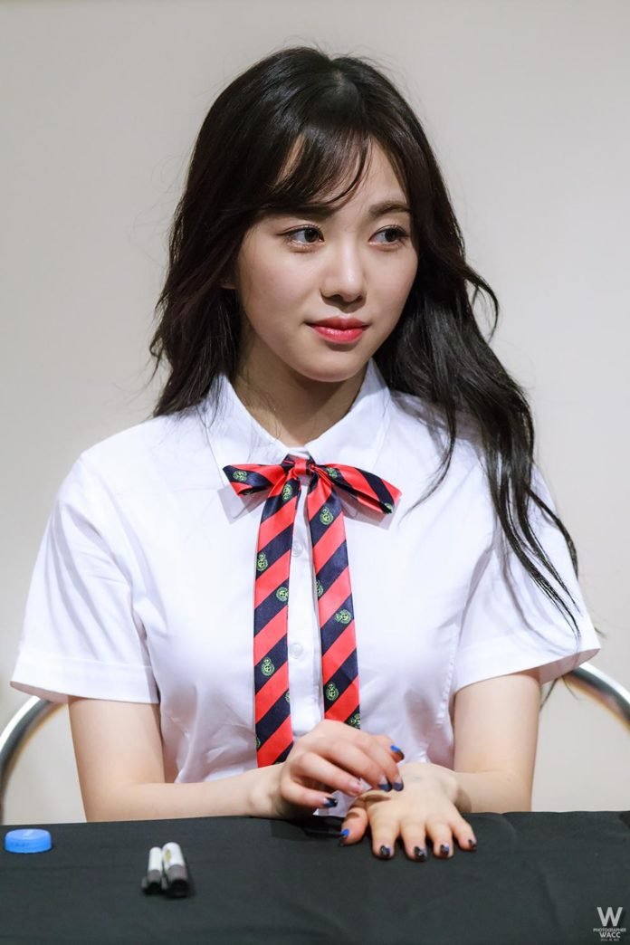 AOA Mina