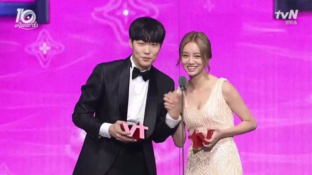 Hyeri và Ryu Jun Yeol