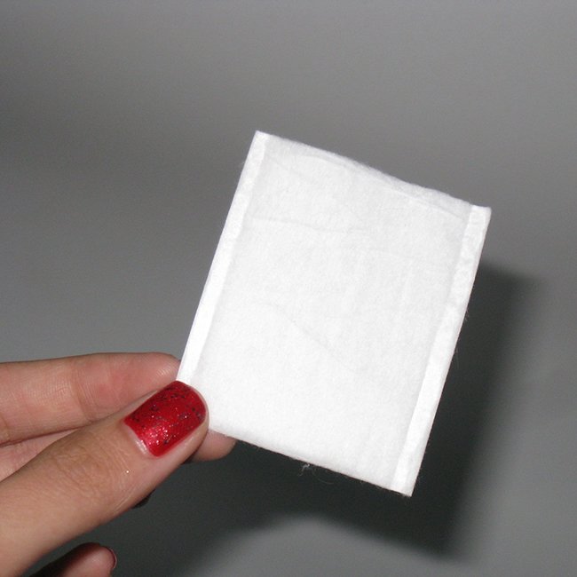 Bông tẩy trang gấp 2 mép