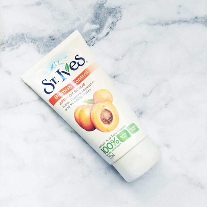 St.Ives Blemish Control Apricot Scrub 