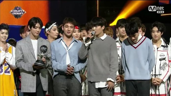 Nghẹn ngào trước khoảnh khắc NUEST W giành chiến thắng tại M! Countdown Aron Baekho JR KPOP Minhyun NUEST W Ren (NUEST) W. Here Where You At