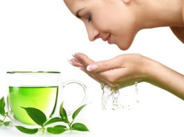 Rửa mặt bằng nước chè xanh: 6 tác dụng làm đẹp da tuyệt vời Rửa mặt bằng nước chè xanh