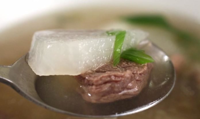 Thịt bò hầm củ cải trắng