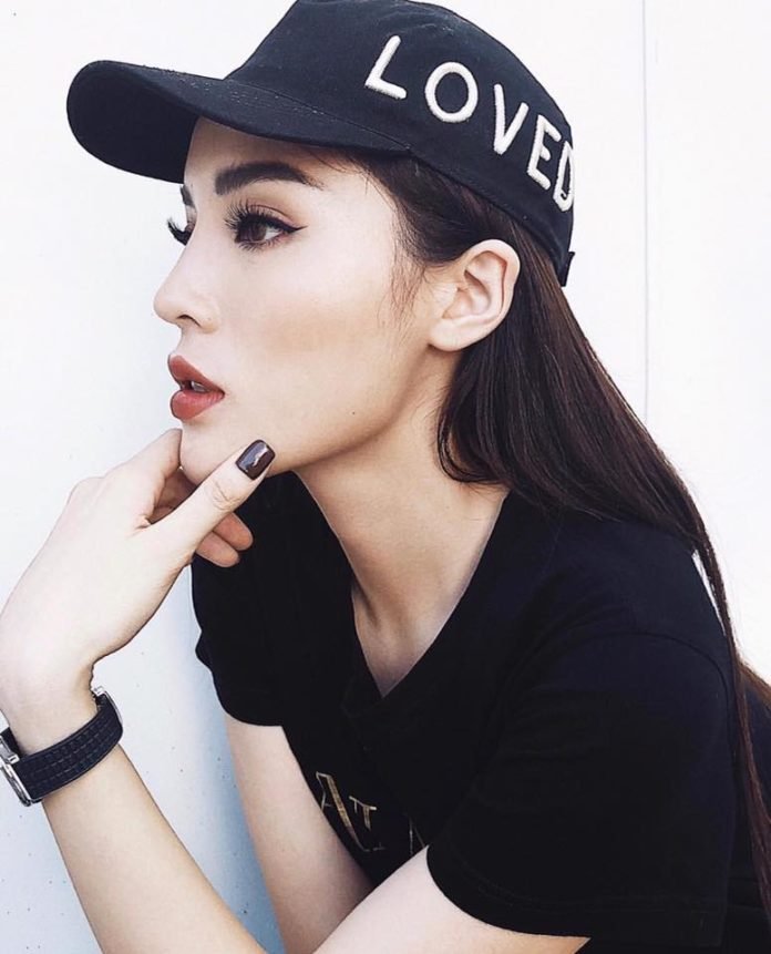 Mũ lưỡi trai nữ