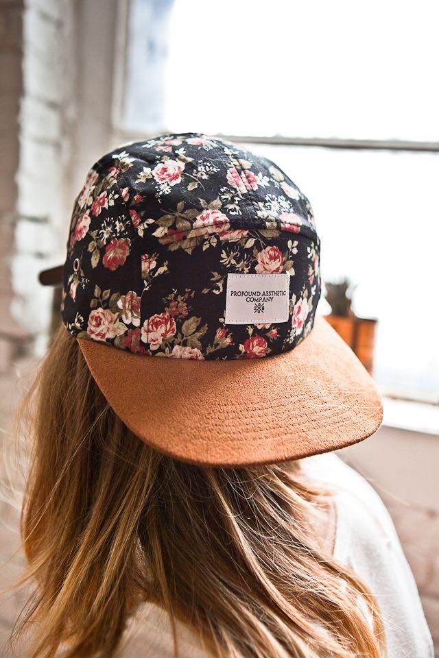 Mũ lưỡi trai nữ