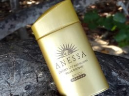 Review kem chống nắng Anessa Perfect UV Sunscreen Aqua Booster SPF50+/PA++++