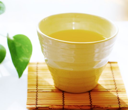 uống trà xanh đúng cách