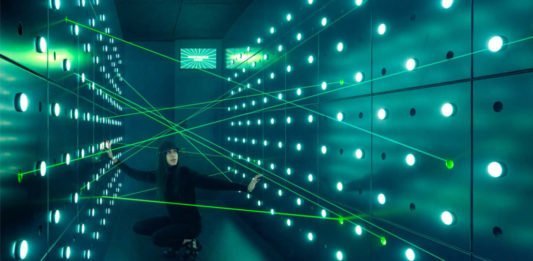 Khám phá bảo tàng điệp viên mới mở cực độc đáo ở New York Laser