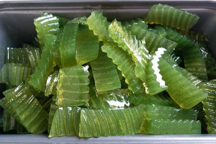 Chè dừa non thạch lá nếp