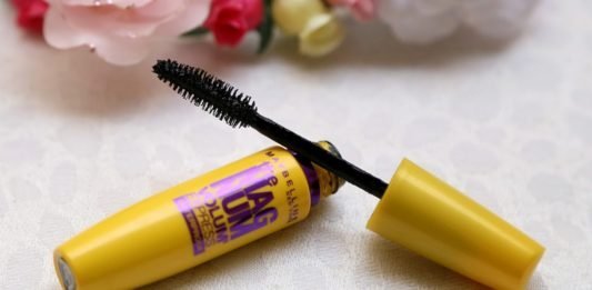 mascara