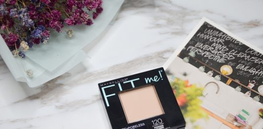 Review phấn phủ kiềm dầu Maybelline Fit Me Matte + Poreless