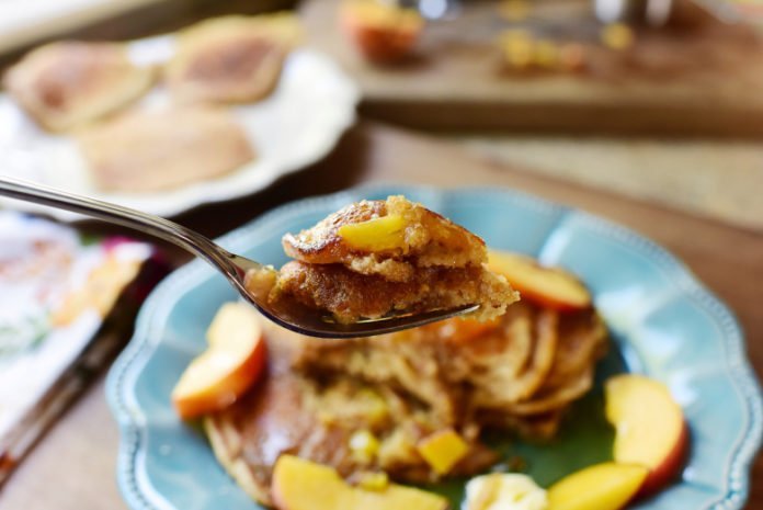 Bánh Pancake đào