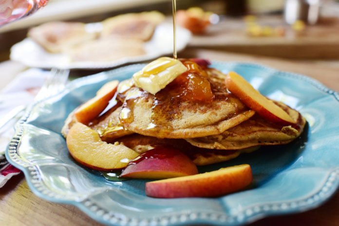 Bánh Pancake đào