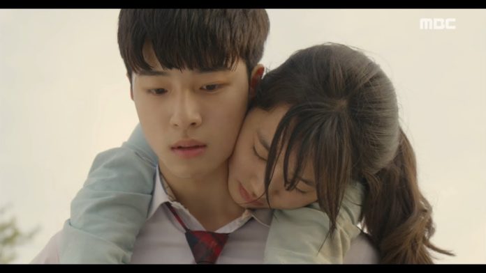 Rus yigiti qora tanli ayolni sikadi (porno surat)