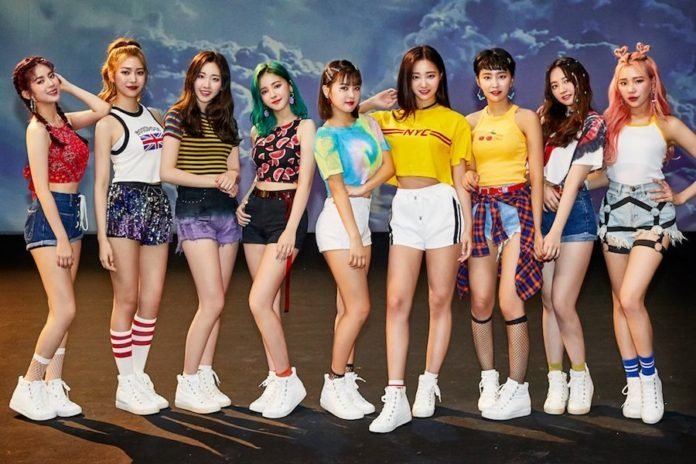 MOMOLAND