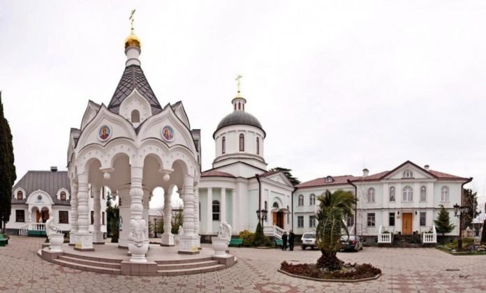 Nhà thờ thánh Mikhail ở Sochi