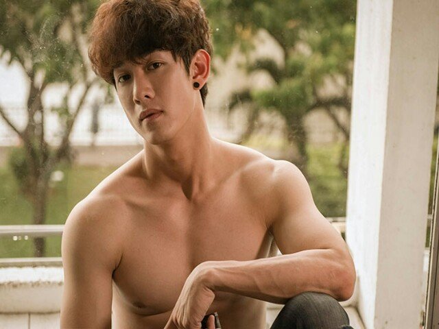 Lộ diện dàn cast chính của Hậu Duệ Mặt Trời phiên bản Việt: Khán giả nửa mừng nửa lo hậu duệ mặt trời Jin Goo Kim Ji Won Nhã Phương phim remake Song Hye Kyo Song Joong Ki