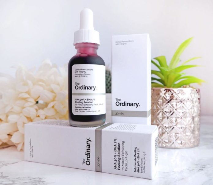 Tinh chất The Ordinary có thiết kế đơn giản nhưng vô cùng ấn tượng. (Nguồn: Internet) The Ordinary AHA 30% + BHA 2% Peeling Solution