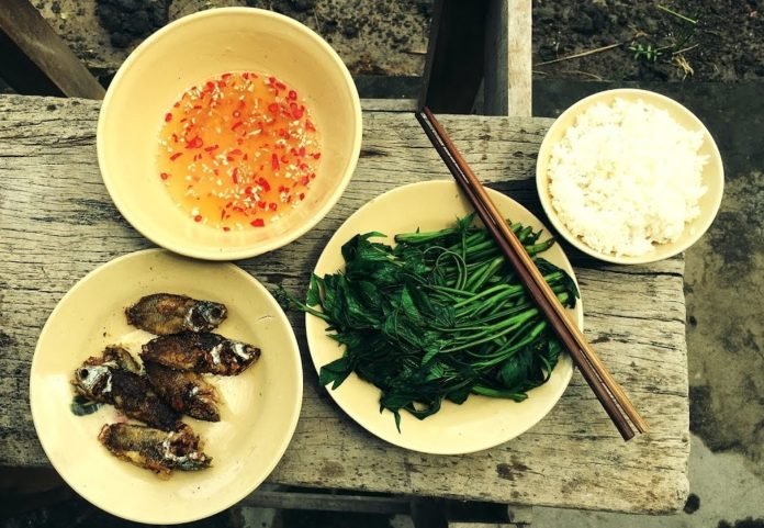 Cá rô đồng chiên giòn