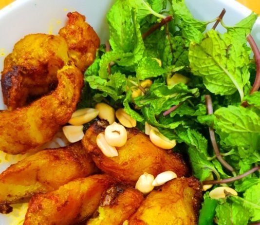 Bún cá trộn làm từ cá điêu hồng