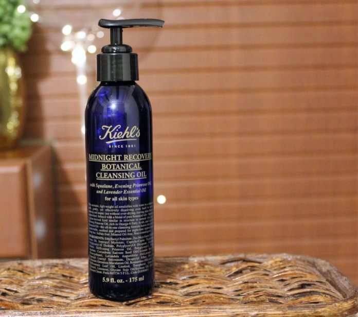 Review dầu tẩy trang Kiehls Midnight Recovery Botanical Cleansing Oil cleansing oil dầu tẩy trang Dầu tẩy trang Kiehls Dầu tẩy trang Kiehls Midnight Recovery Botanical Cleansing Oil Kiehls Kiehls Midnight Recovery Botanical Cleansing Oil Loveat1stshine mỹ phẩm Kiehls review mỹ phẩm tẩy trang Tẩy trang cho da nhạy cảm TheMakeaholics