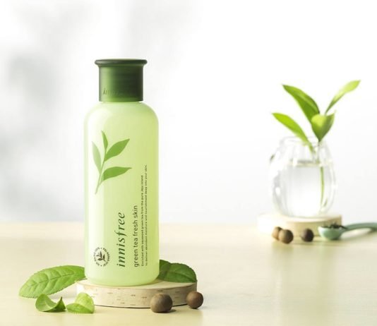 Review nước hoa hồng dành cho da dầu Innisfree Green Tea Fresh Skin nước hoa hồng
