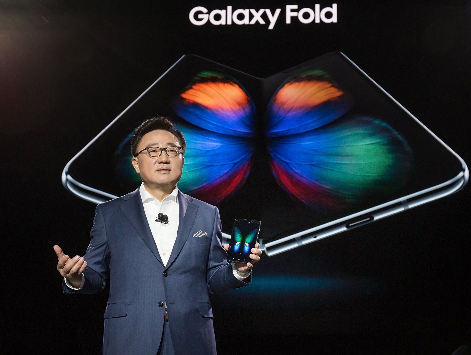 Điện thoại gập “Galaxy Fold”: Samsung phá vỡ giới hạn của điện thoại thông minh