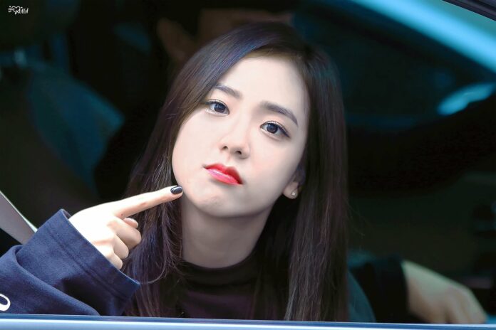 Jisoo đảm nhiệm vai trò visual của BlackPink (Ảnh: Twitter)